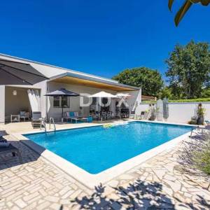 ISTRA, ROVINJ - Moderna prizemnica s bazenom