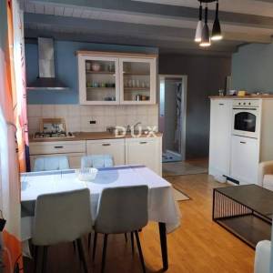 ISTRA, ROVINJ - Stan na mirnoj lokaciji