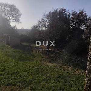 ISTRA, ŠIŠAN - Prostrana roh-bau kuća s velikim građevinskim zemljištem