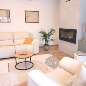 ISTRA, SVETI PETAR U ŠUMI - Prekrasna vila na prostranoj okućnicom!