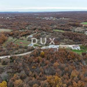 ISTRA, SVETVINČENAT - Poljoprivredno zemljište 725 m² nadomak urbanizacije