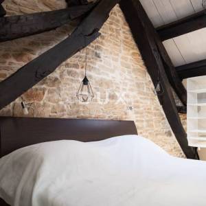 ISTRA, SVETVINČENAT- Renovirana kamena kuća