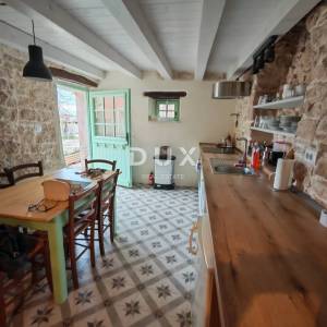 ISTRA, SVETVINČENAT- Renovirana kamena kuća