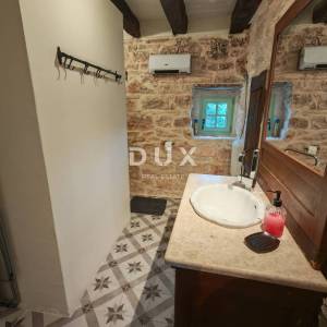 ISTRA, SVETVINČENAT- Renovirana kamena kuća