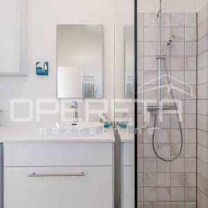 Istra, Tinjan- prizemnica s bazenom i dvorištem