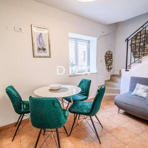 ISTRA, UMAG – Autentična kamena kuća 20 m od mora