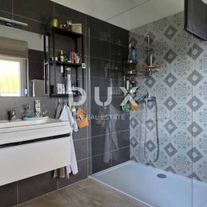 ISTRA, UMAG – Kuća s bazenom u potpunoj privatnosti, okružena zelenilom