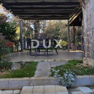 ISTRA, UMAG – Kuća s bazenom u potpunoj privatnosti, okružena zelenilom