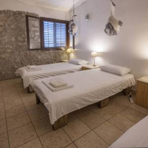 ISTRA, VINTIJAN - Rustikalna vila u starom kamenolomu