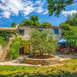 ISTRA, VINTIJAN - Rustikalna vila u starom kamenolomu