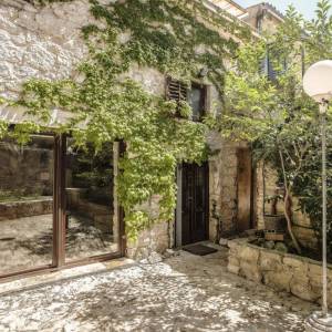 ISTRA, VINTIJAN - Rustikalna vila u starom kamenolomu