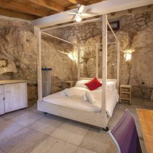 ISTRA, VINTIJAN - Rustikalna vila u starom kamenolomu