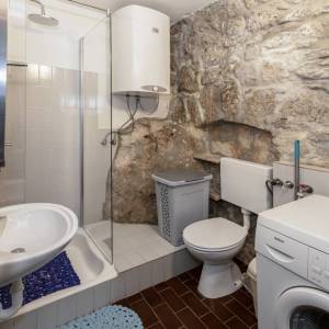 ISTRA, VINTIJAN - Rustikalna vila u starom kamenolomu