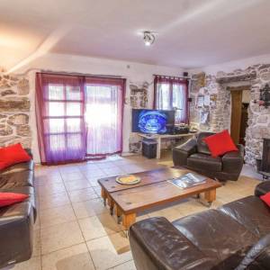 ISTRA, VINTIJAN - Rustikalna vila u starom kamenolomu