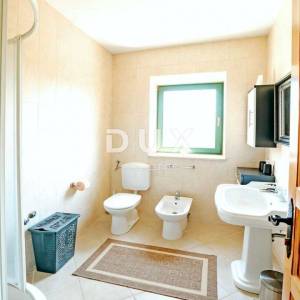 ISTRA, VIŠNJAN - Rustikalna kuća s bazenom