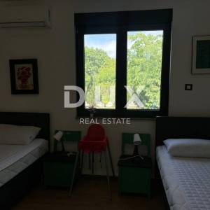  ISTRA, VODNJAN (okolica) - Moderna prizemnica s puno privatnosti i zelenila!