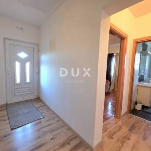 ISTRA, VRSAR (okolica) - 2SS+DB stan na traženoj i mirnoj lokaciji s vrtom i privatnim parkingom