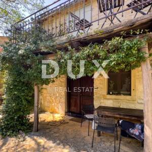 ISTRA, ŽMINJ - Jedinstveno imanje u srcu Istre sa 6 kamenih kuća u uhodanom turističkom najmu