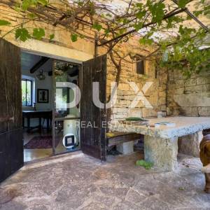 ISTRA, ŽMINJ - Jedinstveno imanje u srcu Istre sa 6 kamenih kuća u uhodanom turističkom najmu