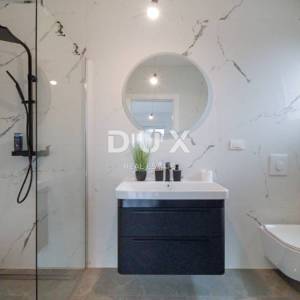 ISTRA,KAŠTEL - Moderna novogradnja s pogledom na more