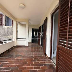 ISTRA,POREČ - Autentična istarska kuća s dvije stambene jedinice