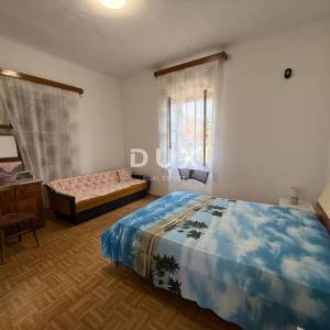 ISTRA,POREČ - Autentična istarska kuća s dvije stambene jedinice