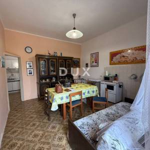 ISTRA,POREČ - Autentična istarska kuća s dvije stambene jedinice