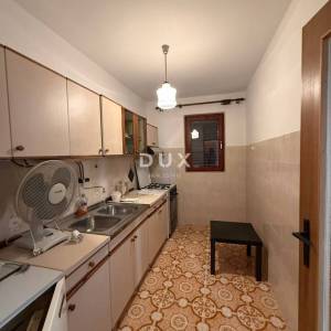 ISTRA,POREČ - Autentična istarska kuća s dvije stambene jedinice