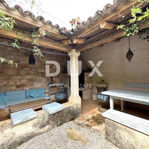 ISTRA,POREČ - Romantično imanje na samo 4 kilometara od mora