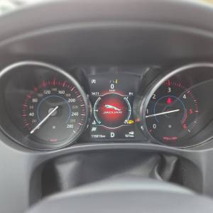 Jaguar F-Pace 2,0d R-SPORT automatik JAMSTVO 12