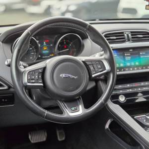 Jaguar F-Pace 2,0d R-SPORT automatik JAMSTVO 12