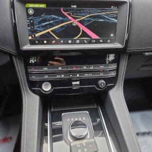 Jaguar F-Pace 2,0d R-SPORT automatik JAMSTVO 12