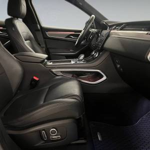 Jaguar F-Pace AWD SE - 3 godine jamstva