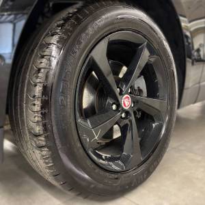 Jaguar F-Pace PRESTIGE 2.0D 180HP AWD A8 - 3 godine jamstva