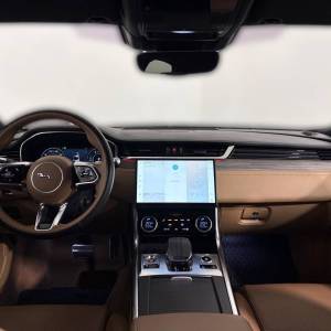 Jaguar XF LIMITED D204 AWD A8