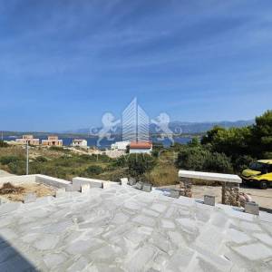 Jedinstvena kamena villa s bazenom i pogledom na more - Novigrad