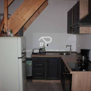 Kamena kuća 105m2 nedaleko Poreča s hidromasažnim bazenom