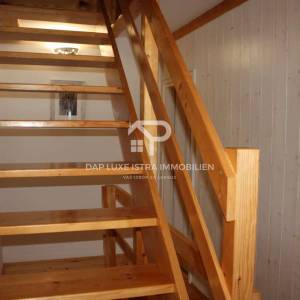 Kamena kuća 105m2 nedaleko Poreča s hidromasažnim bazenom