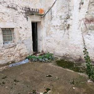 Kamena kuća Imotski - centar 173 m2 + garaža i  dvorište