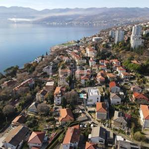 Kantrida, luksuzni penthouse s panoramskom terasom i tri garažna mjesta