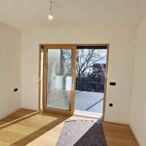 Kantrida, luksuzni penthouse s panoramskom terasom i tri garažna mjesta