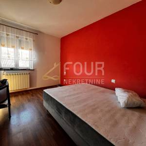 Kastav, dvojna kuća, 300m2