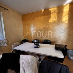 Kastav, dvojna kuća, 300m2