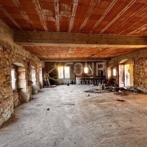 Kastav, dvojna kuća, 300m2