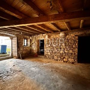 Kastav, dvojna kuća, 300m2