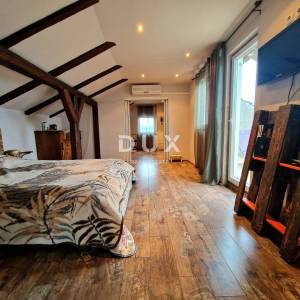 KASTAV - samostojeća kuća s tri stana