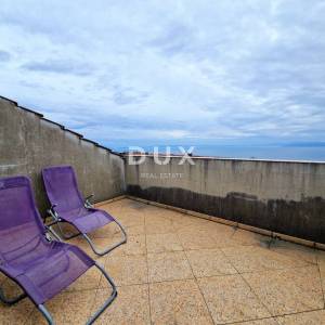 KASTAV - samostojeća kuća s tri stana