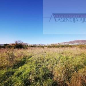 Kaštel Štafilić građevinsko zemljište M5 zona 1080 m2