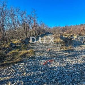 KLANA, ŠKALNICA – građevinsko zemljište 1361 m2, snižena cijena, prilika!