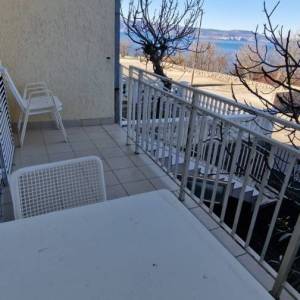 KLENOVICA - Kuća u nizu s garažom